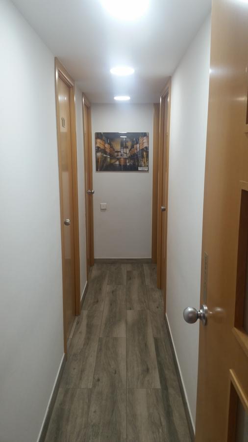 Hostal Badalona Exteriör bild
